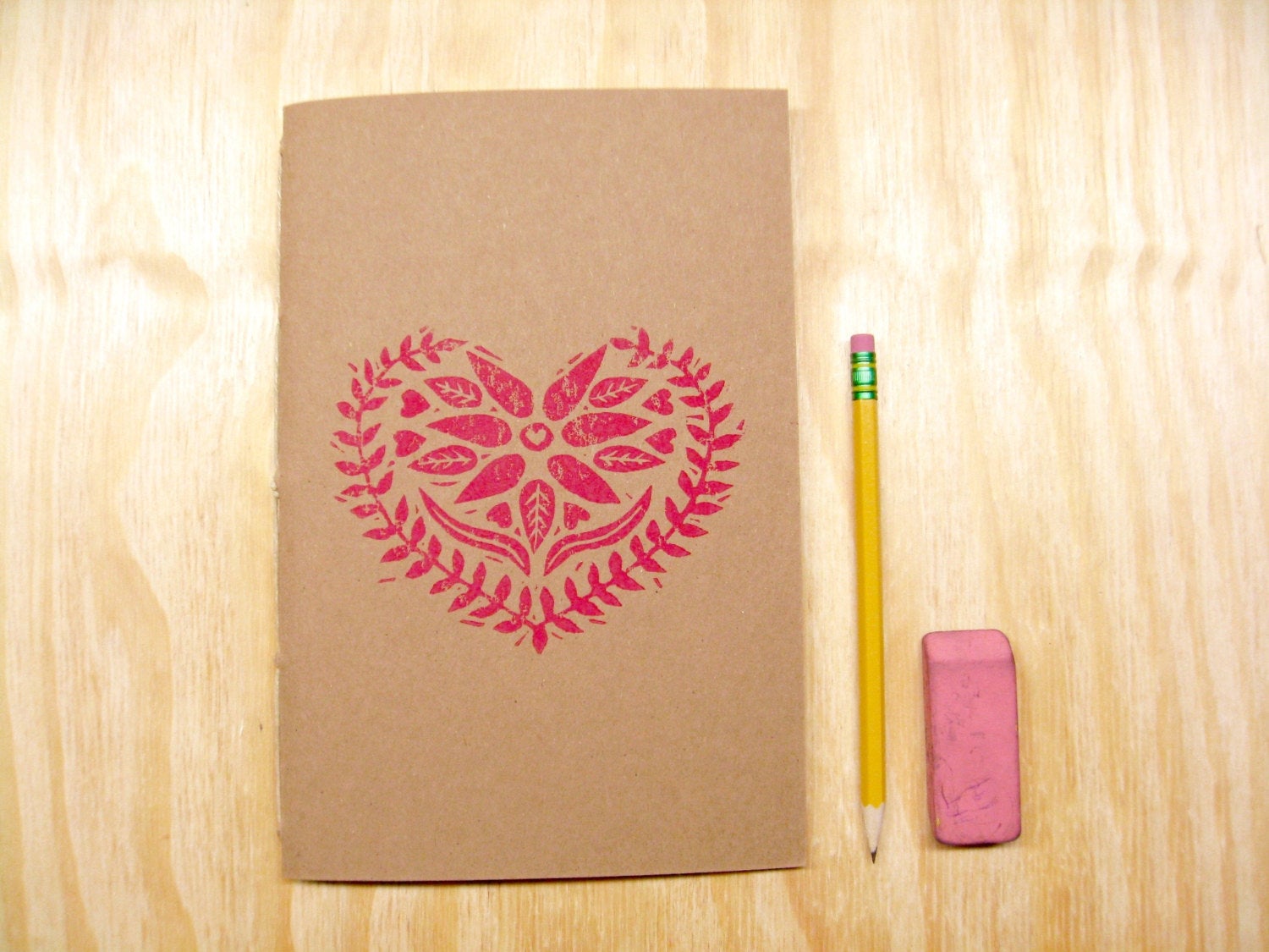 Lemuette  Red Starburst Square Sketchbook Journal